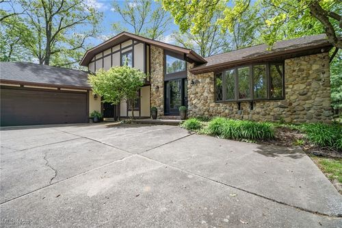 5108 Great Oaks Parkway, Independence, OH, 44131 | Card Image
