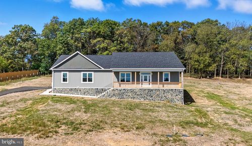 607 Slonaker Ln, MARTINSBURG, WV, 25405-3905 | Card Image