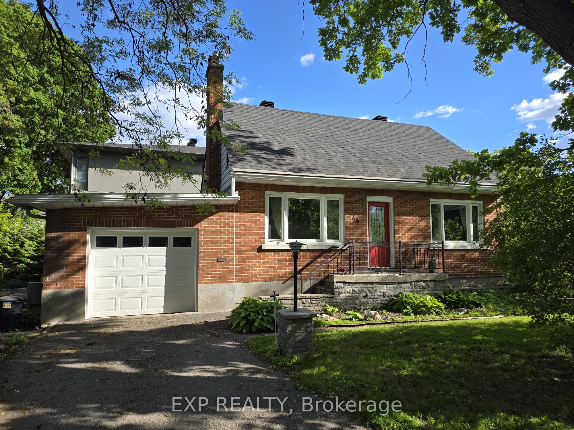 Residential Lease in Tunneys Pasture and Ottawa West