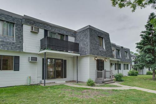 9-210 35th Ave N, Fargo, ND, 58102-1167 | Card Image