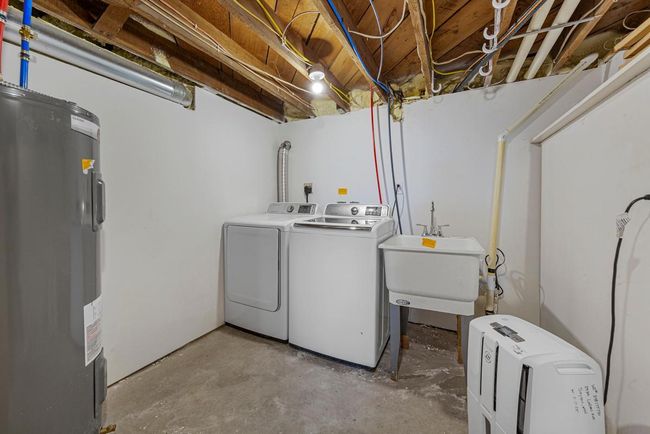36 Laundry_utility_lower.jpg | Image 29