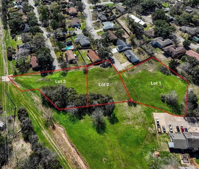 2318 Progress Dr, House other with 3 bedrooms, 2 bathrooms and 2 parking in Brenham TX | Image 13