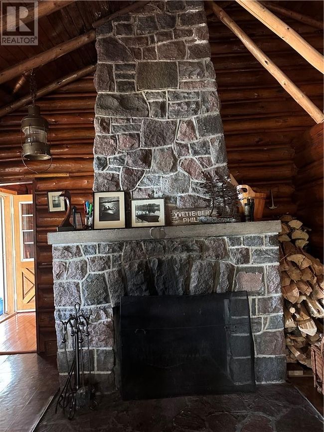 1 Island Ctr, Home with 2 bedrooms, 1 bathrooms and null parking in Saint Charles ON | Image 6
