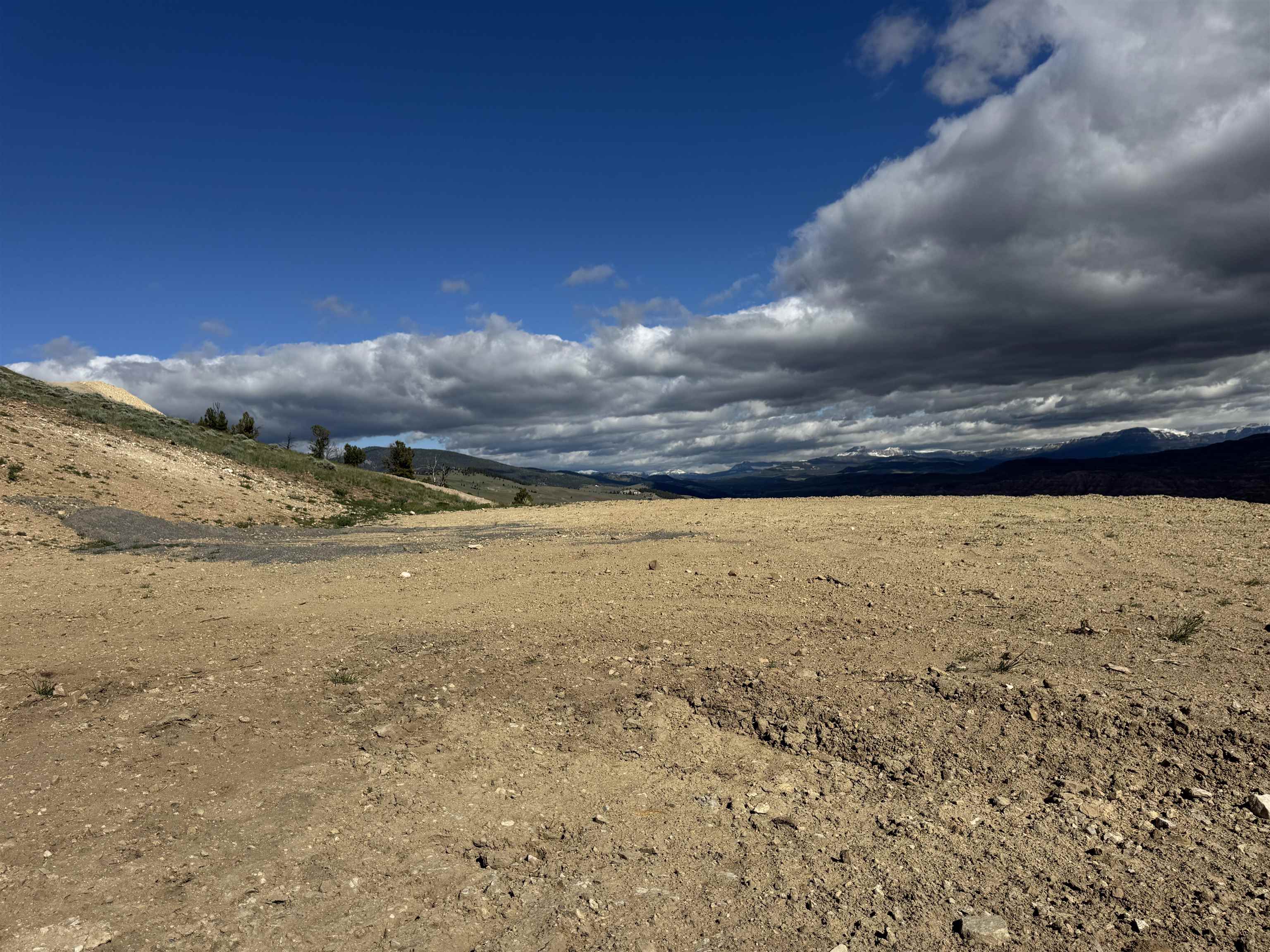 Land in Dubois 4
