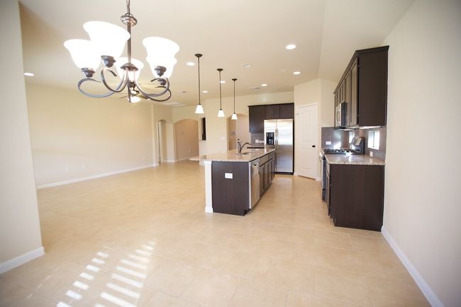 621 Joppa Rd, House other with 3 bedrooms, 2 bathrooms and 2 parking in Leander TX | Image 4