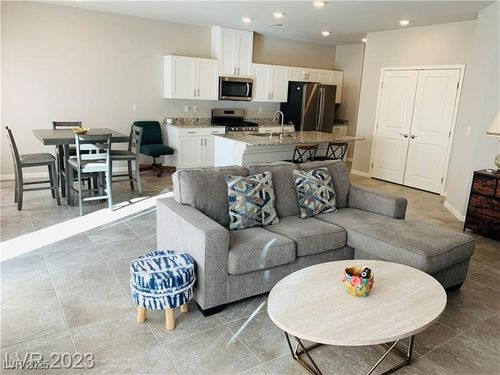 7867 Pink Opal Ave, Las Vegas, NV, 89113-4132 | Card Image