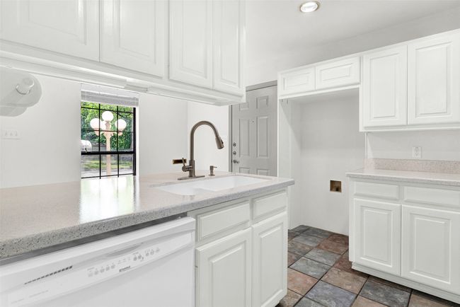 1407 W Mulberry St, House other with 3 bedrooms, 2 bathrooms and null parking in Sherman TX | Image 14