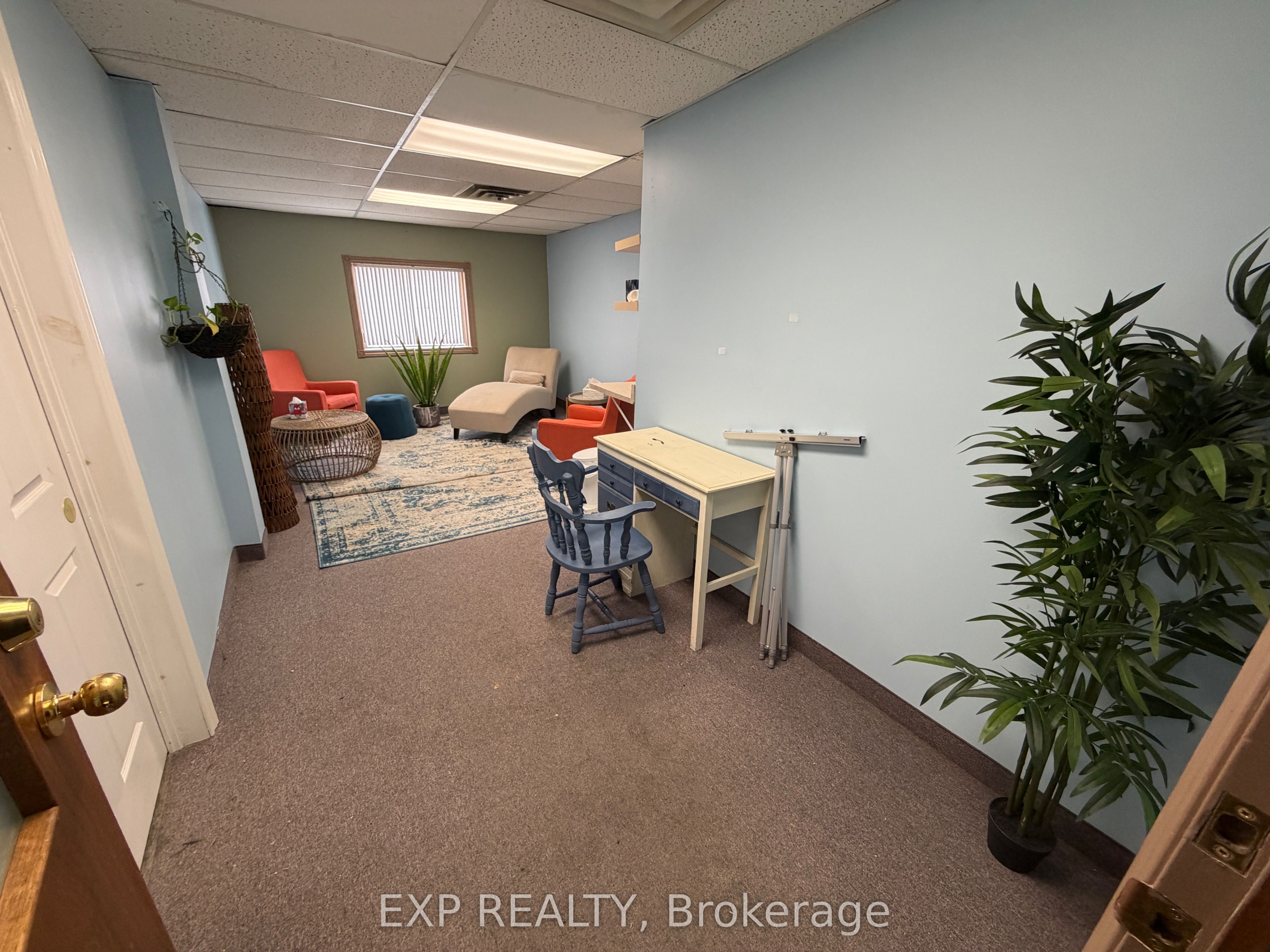 Commercial Lease in Orangeville 3