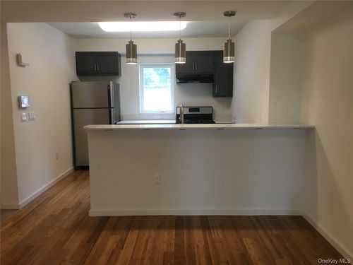 h10-3 Seitz Terrace, Poughkeepsie (Town), NY, 12603 | Card Image