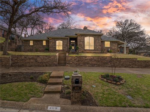 409 Shadow Mountain Drive, Woodway, TX, 76712 | Card Image