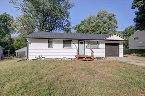 4718 Appleton Ave, Kansas City, MO, 64133-2325 | Card Image