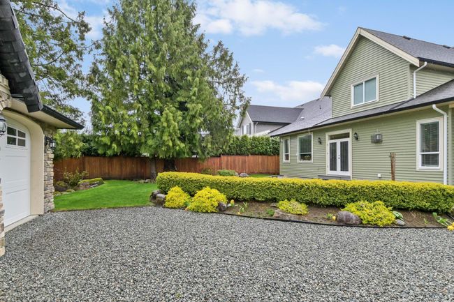 21655 44 Avenue, House other with 4 bedrooms, 3 bathrooms and 10 parking in Langley BC | Image 33