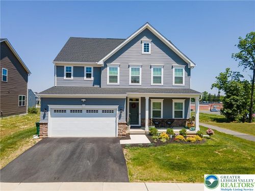6405 Robin Rd, MACUNGIE, PA, 18062-8681 | Card Image