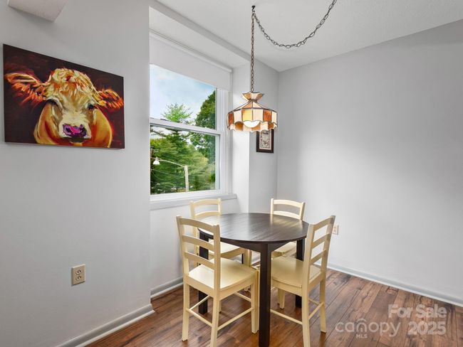 APT-207 - 622 S Haywood St, Condo with 2 bedrooms, 1 bathrooms and null parking in Waynesville NC | Image 7