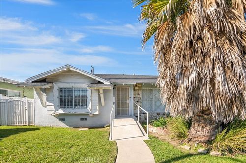 12617 S Halo, Compton, CA, 90221 | Card Image