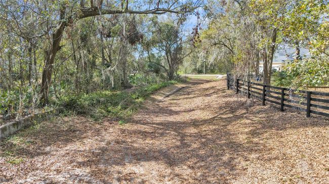 6942 Indian Creek Park Dr, House other with 4 bedrooms, 5 bathrooms and null parking in Lakeland FL | Image 7
