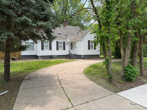 28905 Hennepin St, Garden City, MI, 48135-2810 | Card Image