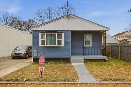 12 Roosevelt St, North Providence, RI, 02904-5508 | Card Image