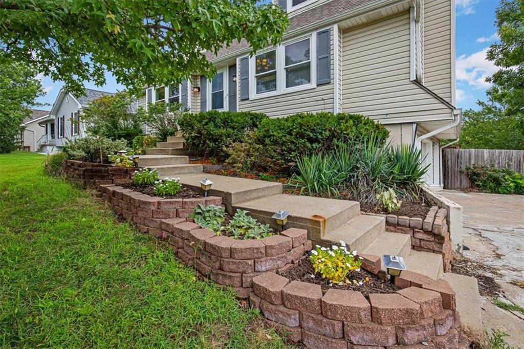 Residential in Pleasant Valley 3