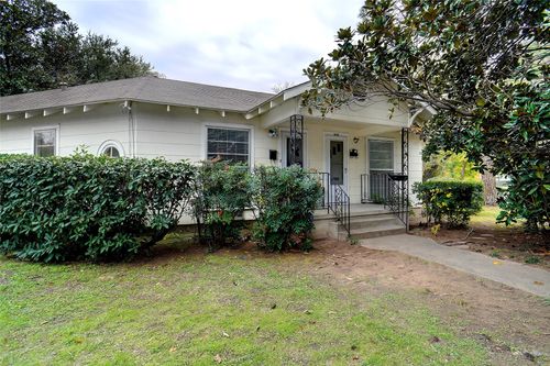 1826 N Bell Ave, Denton, TX, 76209-2005 | Card Image