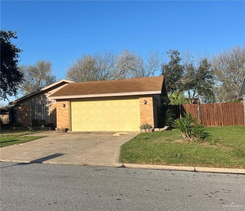 2816 Gardenia Cir, McAllen, TX, 78501-6239 | Card Image