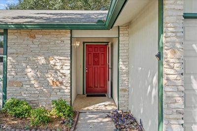 2703 Smith Avenue, House other with 3 bedrooms, 2 bathrooms and 2 parking in Taylor TX | Image 2