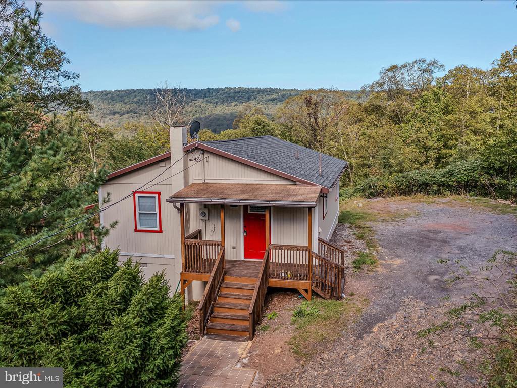Trapper Ridge Ln, Hedgesville, WV 25427