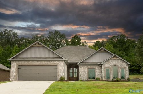 89 Hawthorn Way, Trinity, AL, 35673-6016 | Card Image