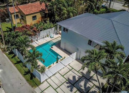 1550 Tyler St, Hollywood, FL, 33020-5251 | Card Image