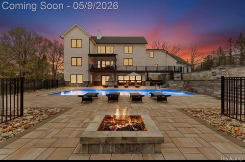 65565 Dequindre Rd, Oakland, MI, 48363-2516 | Card Image