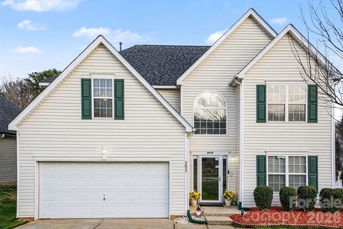 5625 Davis Ridge Dr, Charlotte, NC, 28269-5004 | Card Image