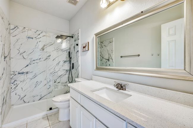 2nd floor shared bath | Image 24