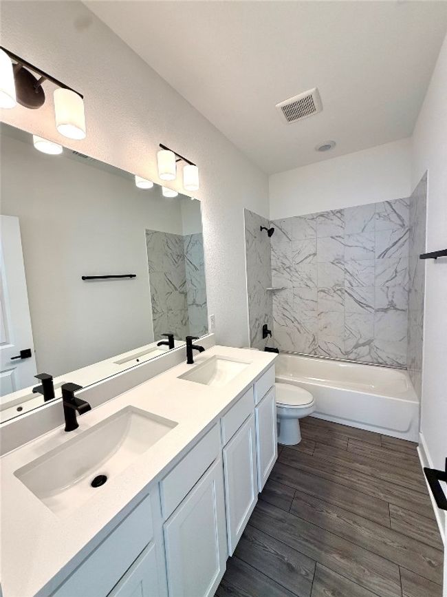 114 Kislingbury Lane, House other with 4 bedrooms, 3 bathrooms and 2 parking in Kyle TX | Image 8