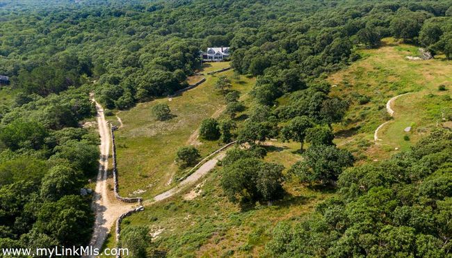 100 Gosnolds Way, House other with 4 bedrooms, 3 bathrooms and null parking in Chilmark MA | Image 44