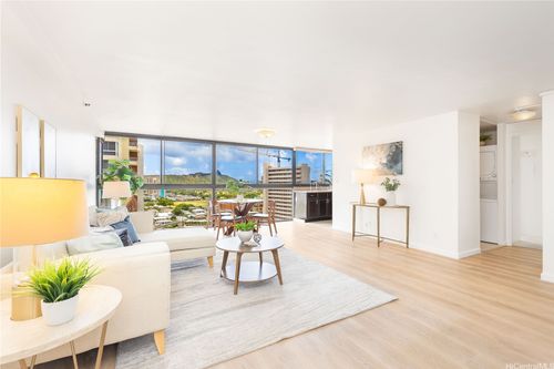 1906-2724 Kahoaloha Ln, Honolulu, HI, 96826-3338 | Card Image