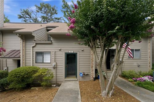 3633 Stonewall Dr Se, Atlanta, GA, 30339-3357 | Card Image