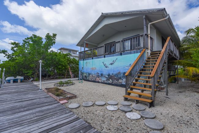 Canal Side | Image 23