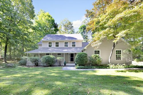 212 Beecher Dr, Southbury, CT, 06488-3912 | Card Image