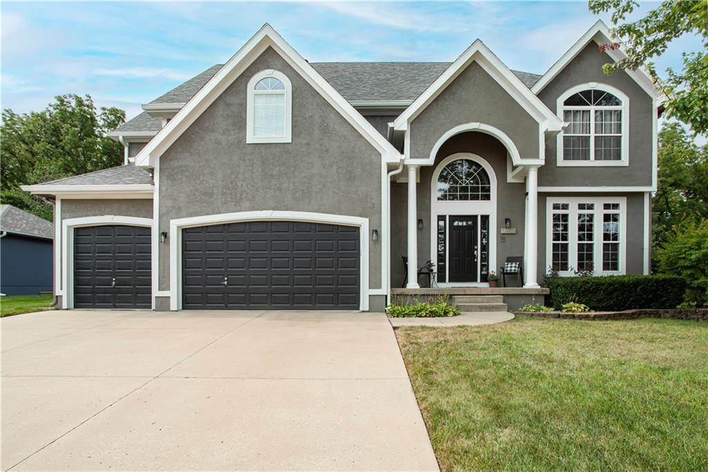 Trail Ridge Dr, Blue Springs, MO 64015