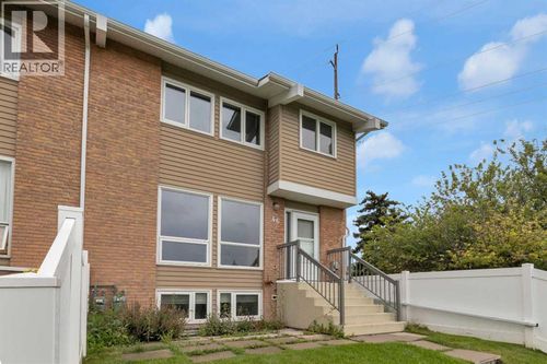 116 Silver Crest Dr Nw, Calgary, AB, T3B4N9 | Card Image