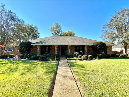500 Belleau Wood Blvd, Alexandria, LA, 71303-2405 | Card Image