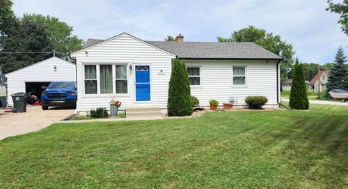 2312 Valley High Dr, Cedar Falls, IA, 50613-6163 | Card Image