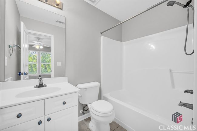 APT-528 - 490 Barnett Shoals Rd, Condo with 2 bedrooms, 3 bathrooms and 1 parking in Athens GA | Image 32
