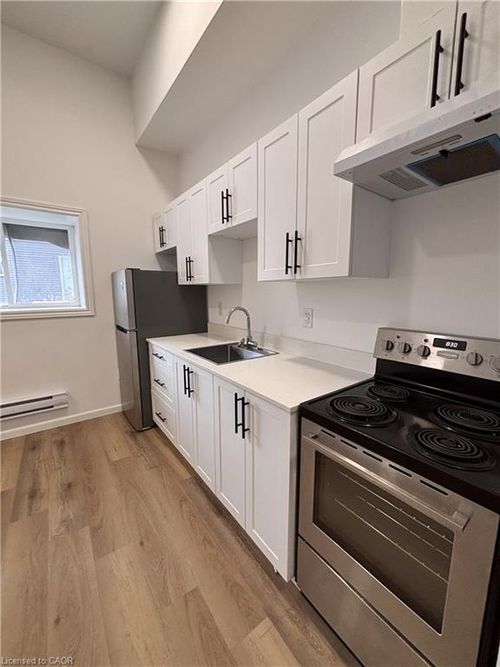 106-244 King Street, Welland, ON, L3B3J8 | Card Image