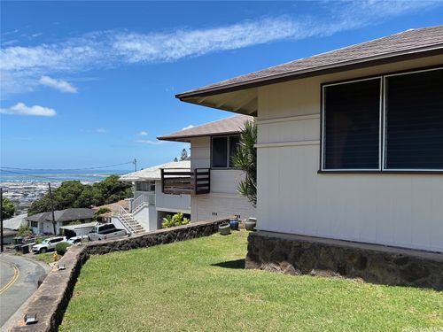 1356 Mamalu St, Honolulu, HI, 96817-1291 | Card Image