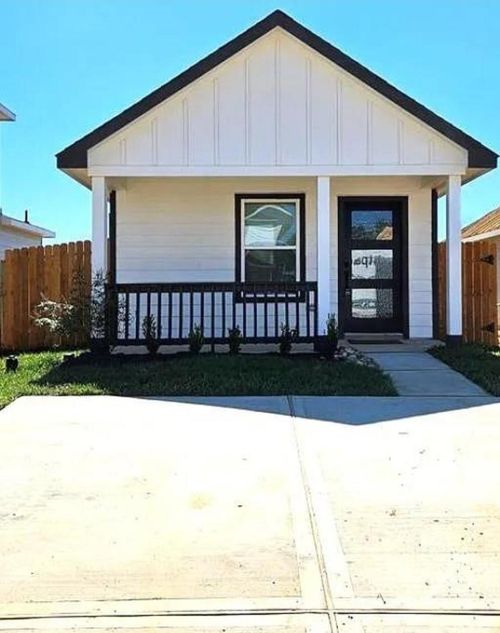 16478 Valerie Marie Pl, Conroe, TX, 77306-1414 | Card Image