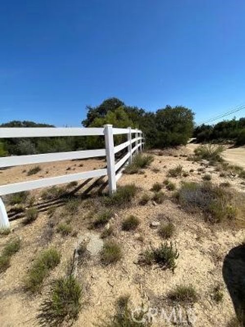 19 Higgins Rd, Anza, CA, 92539 | Card Image