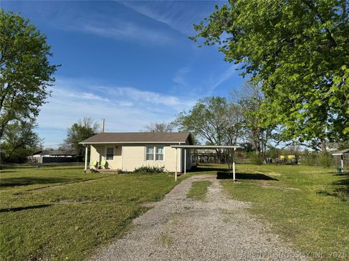 30 C St Se, Inola, OK, 74036-3501 | Card Image
