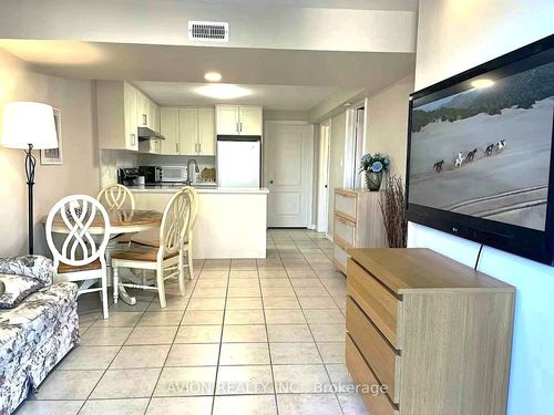 32 Manorheights St, Richmond Hill, ON, L4S2H2 | Card Image