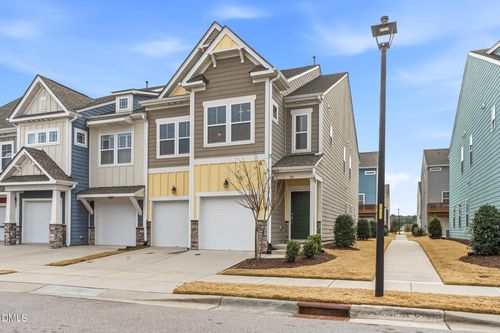 618 Metro Sta, Apex, NC, 27502-2475 | Card Image